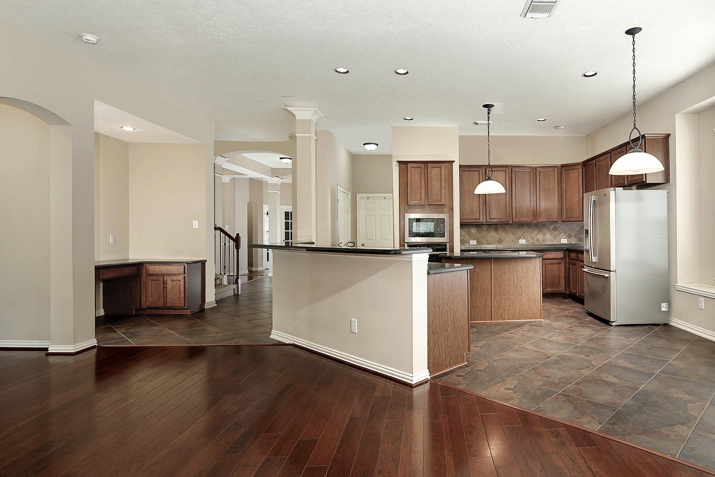 35 GRANITE PATH, The Woodlands, TX 77389 35 GRANITE PATH, The Woodlands, TX 77389