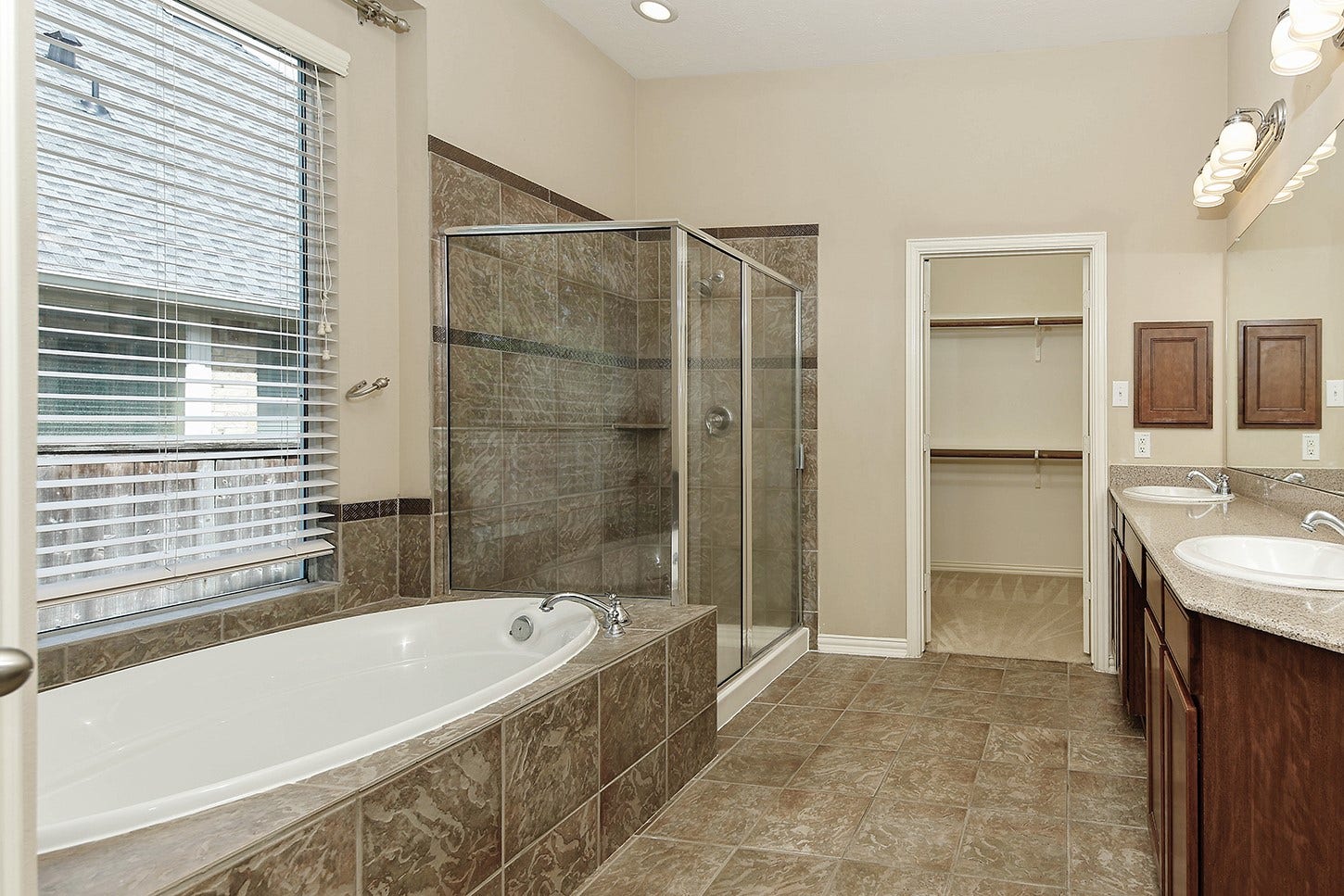 35 GRANITE PATH, The Woodlands, TX 77389 35 GRANITE PATH, The Woodlands, TX 77389