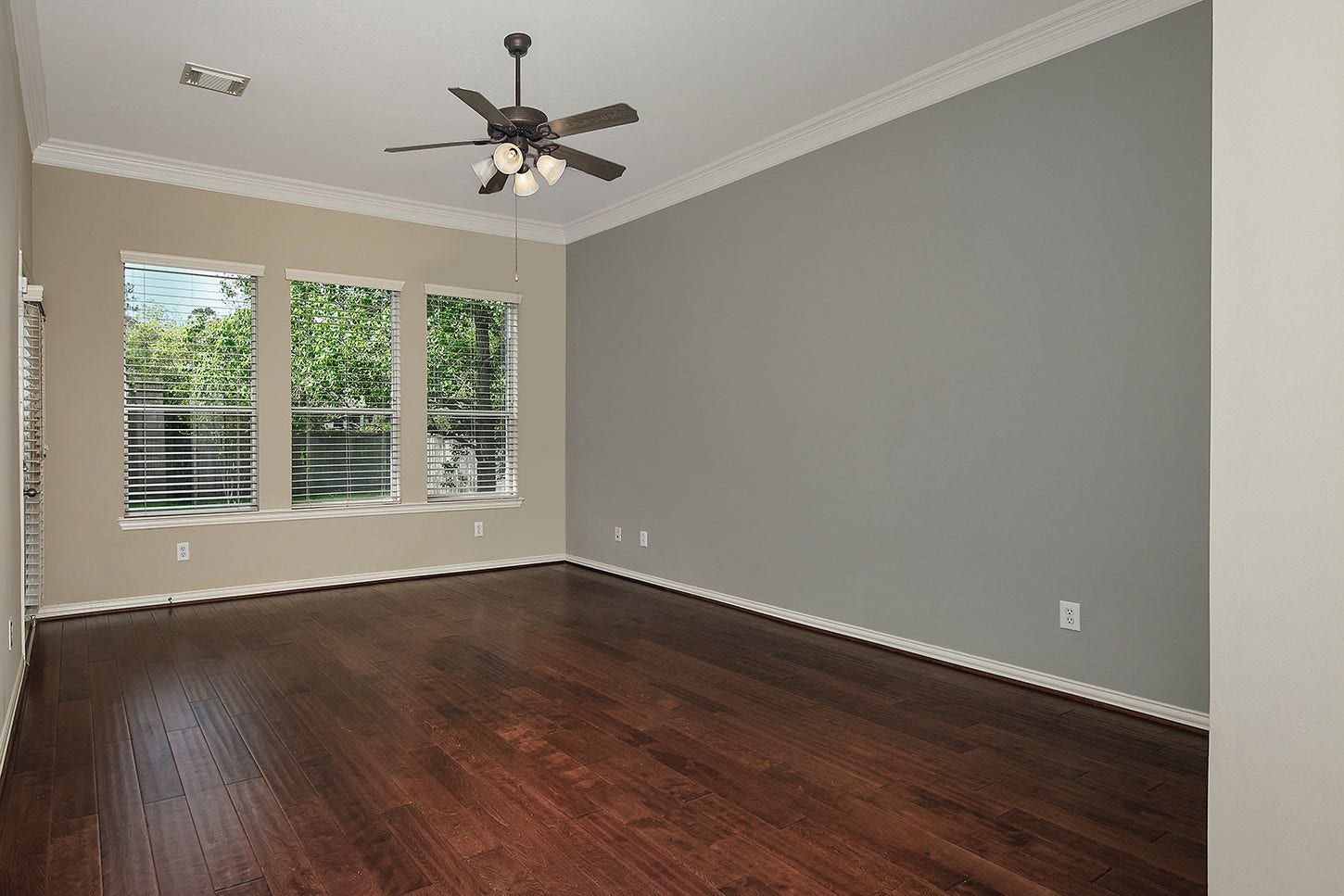 35 GRANITE PATH, The Woodlands, TX 77389 35 GRANITE PATH, The Woodlands, TX 77389