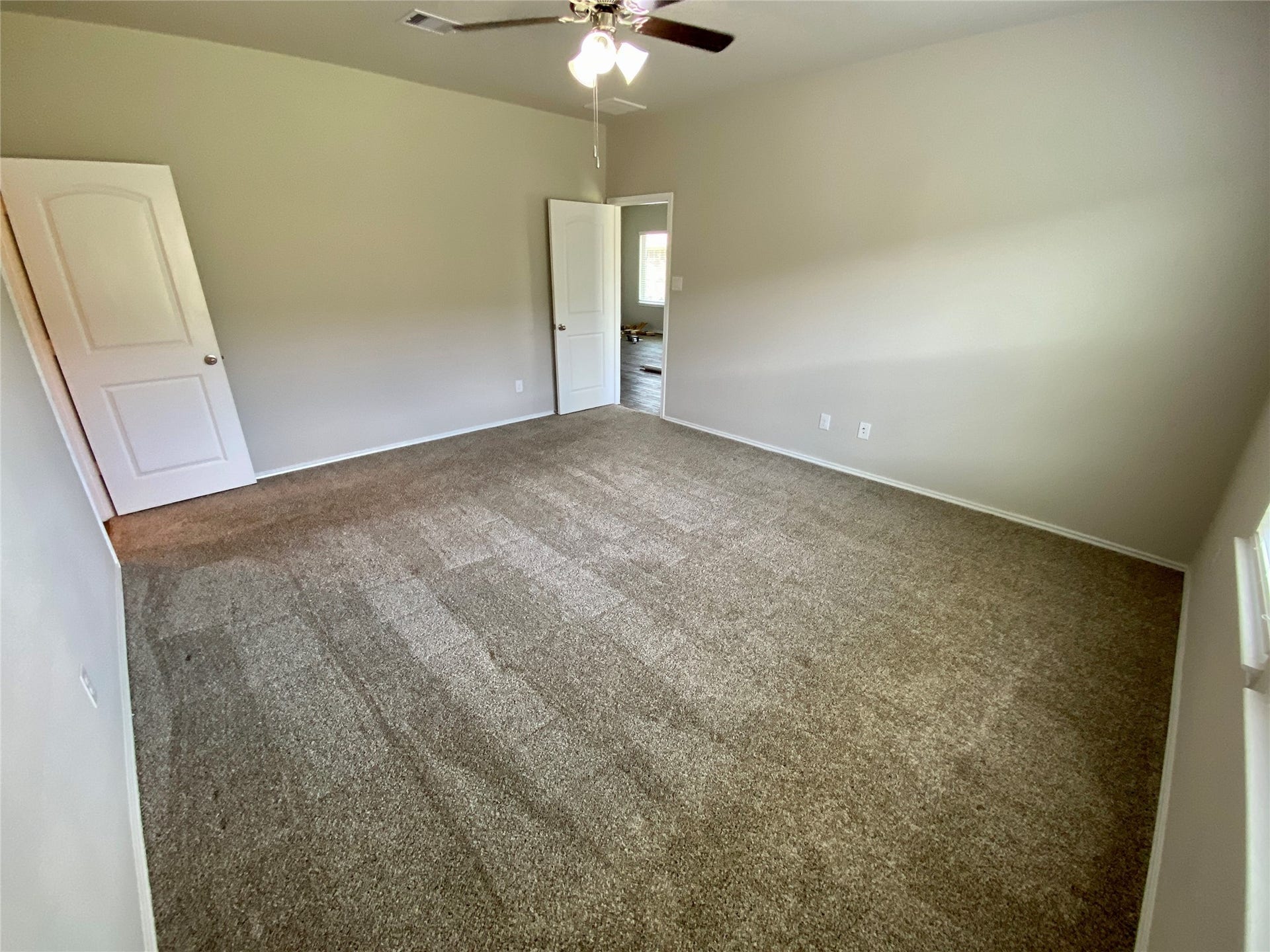 13832 Rock Island Trail, Conroe, TX 77384 Primary Bedroom