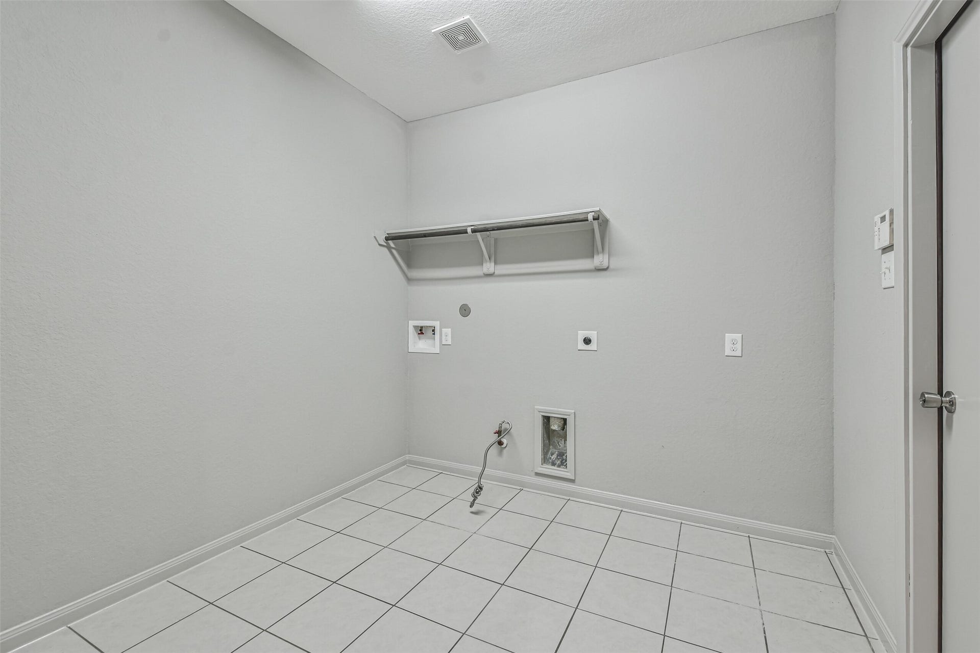 13307 Cassini Drive, Houston, TX 77044 13307 Cassini Drive, Houston, TX 77044
