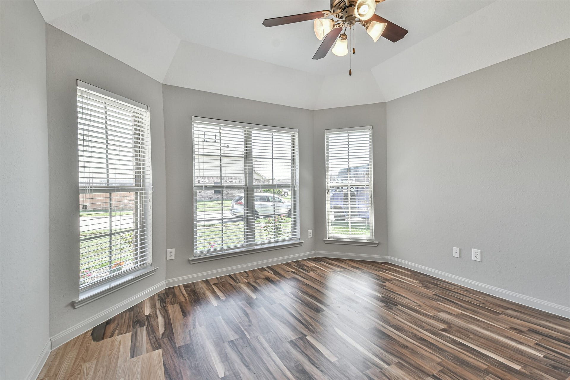 13307 Cassini Drive, Houston, TX 77044 13307 Cassini Drive, Houston, TX 77044