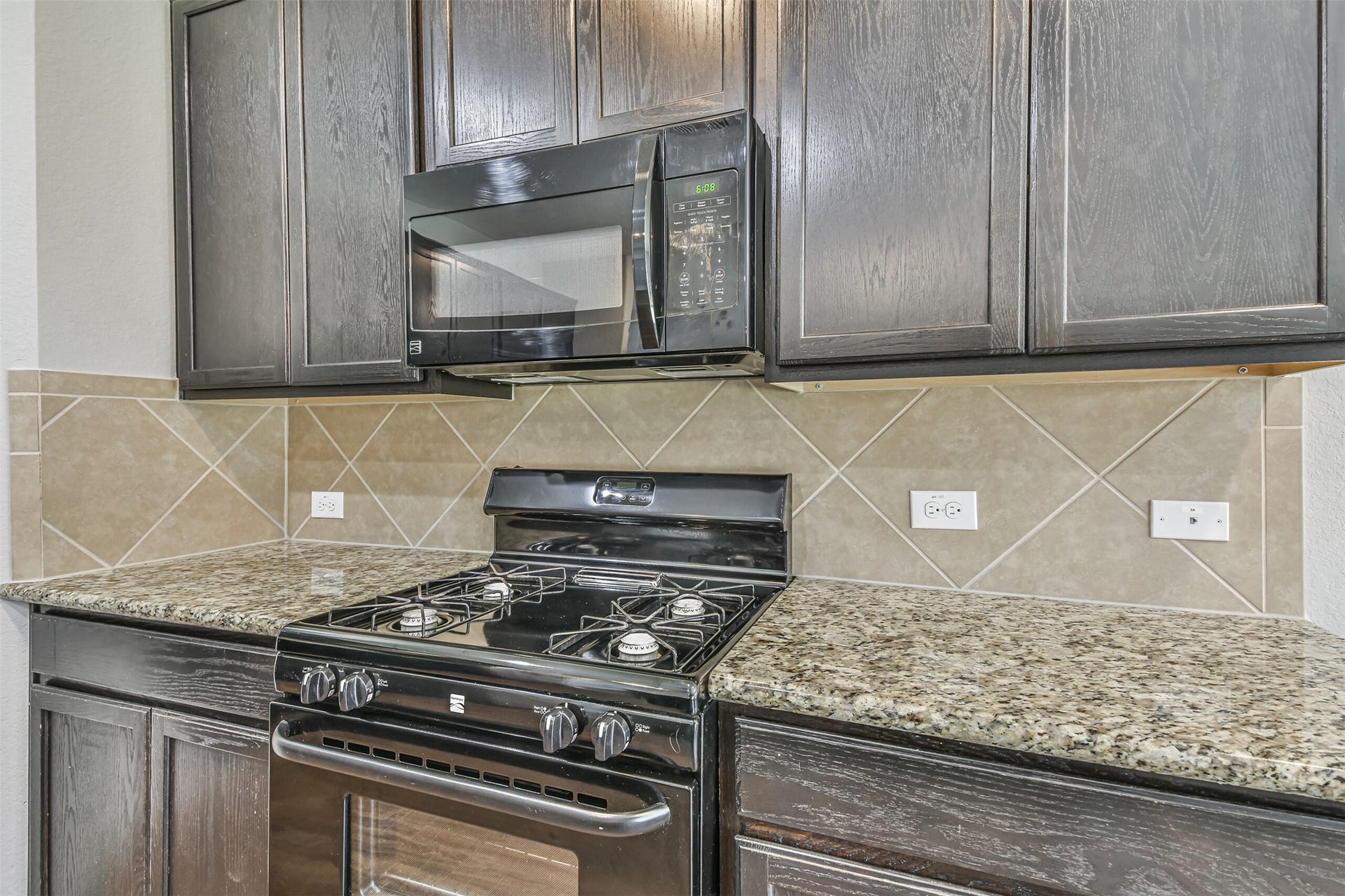 13307 Cassini Drive, Houston, TX 77044 13307 Cassini Drive, Houston, TX 77044