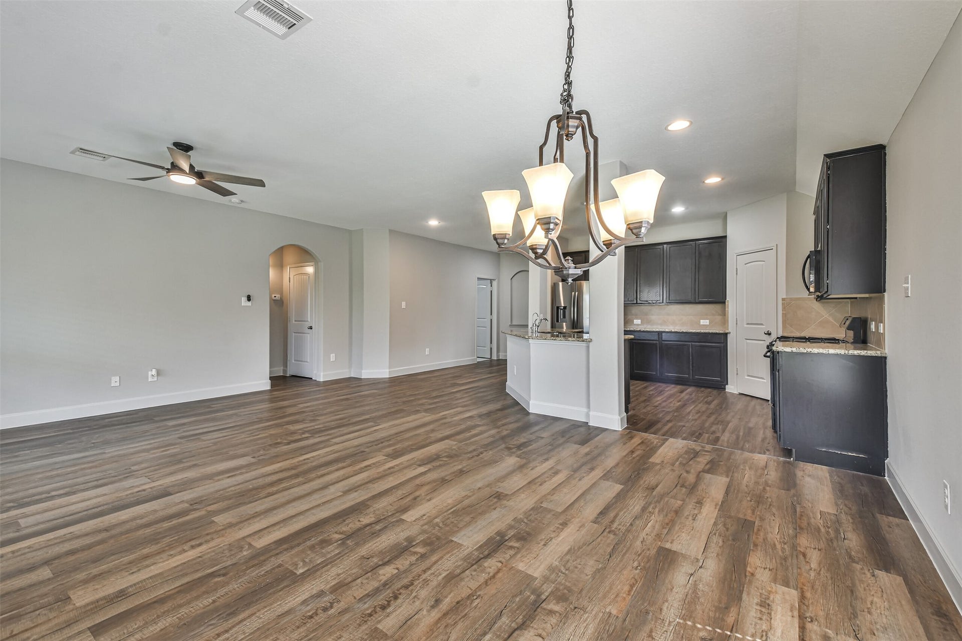 13307 Cassini Drive, Houston, TX 77044 13307 Cassini Drive, Houston, TX 77044