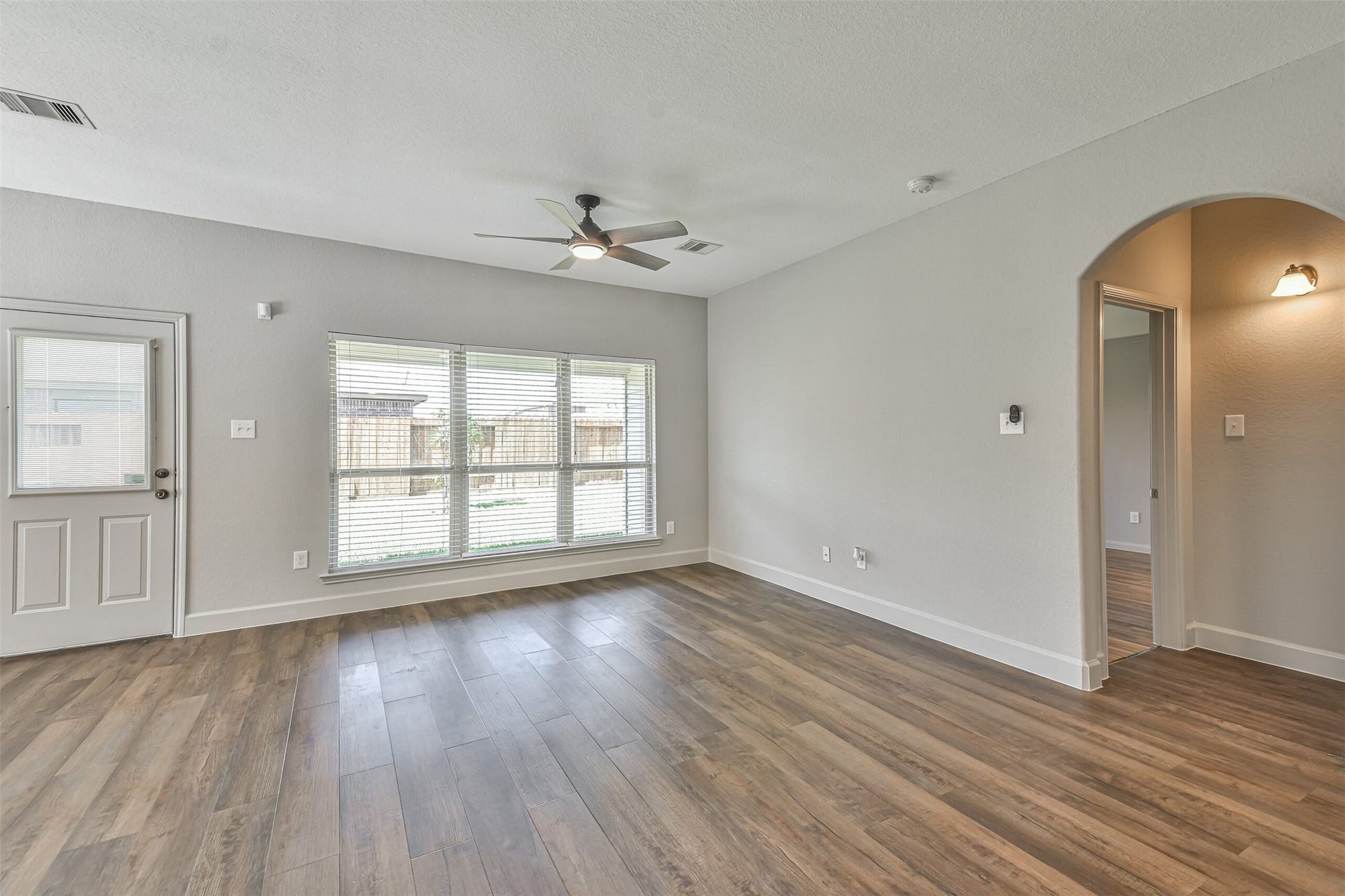 13307 Cassini Drive, Houston, TX 77044 13307 Cassini Drive, Houston, TX 77044