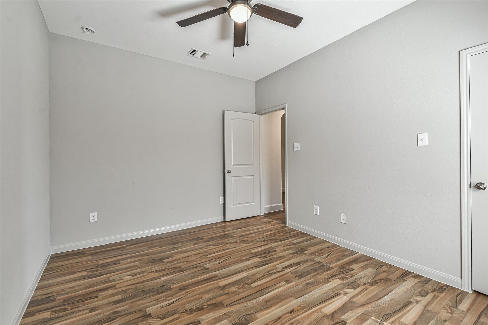 13307 Cassini Drive, Houston, TX 77044 13307 Cassini Drive, Houston, TX 77044