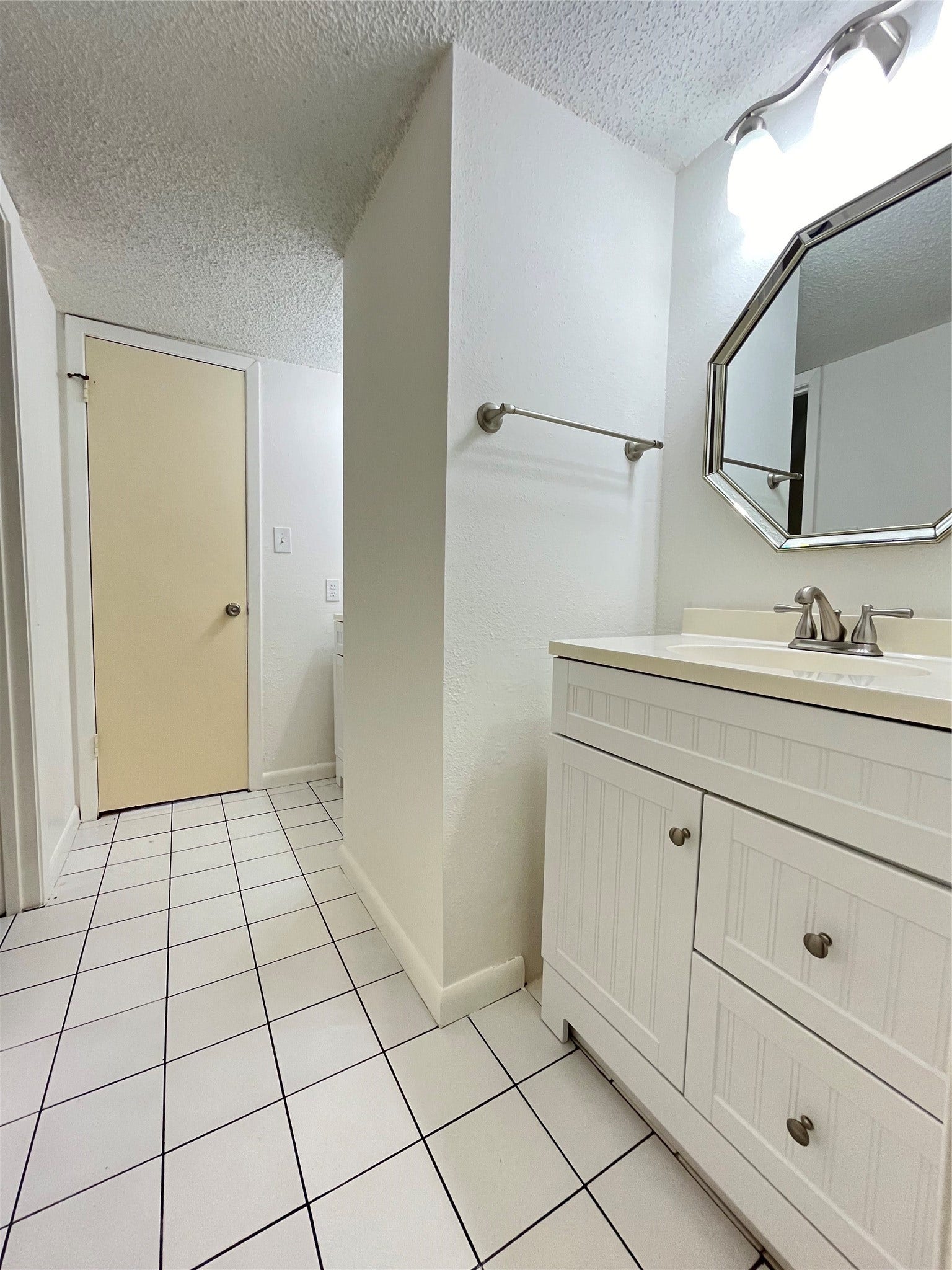 8101 Amelia Road, #505, Houston, TX 77055 8101 Amelia Road, #505, Houston, TX 77055