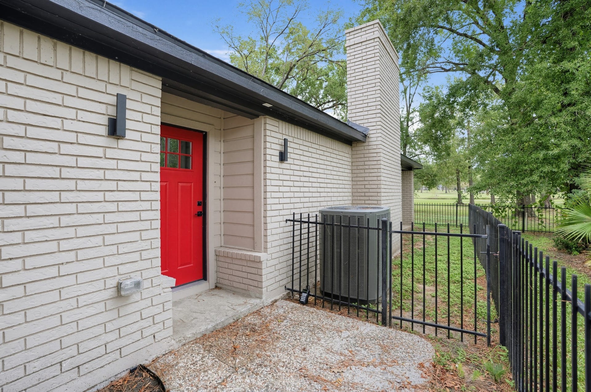 15 Presidio Road, Montgomery, TX 77356 15 Presidio Road, Montgomery, TX 77356