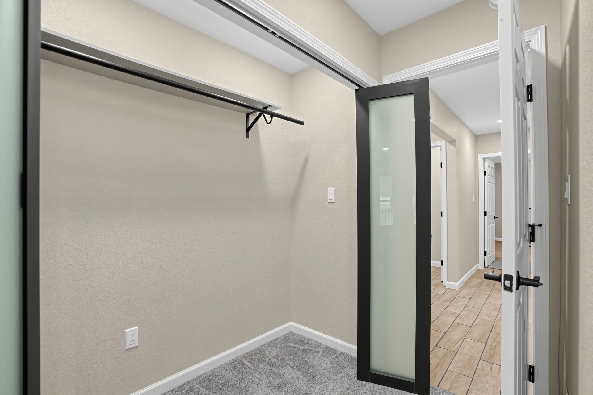 15 Presidio Road, Montgomery, TX 77356 15 Presidio Road, Montgomery, TX 77356