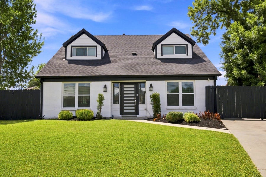 Property photo for 5734 Cullen Boulevard, Houston, TX