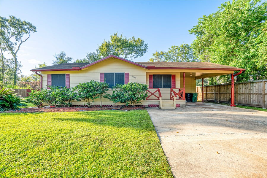 Property photo for 8318 Nyssa Street, Houston, TX