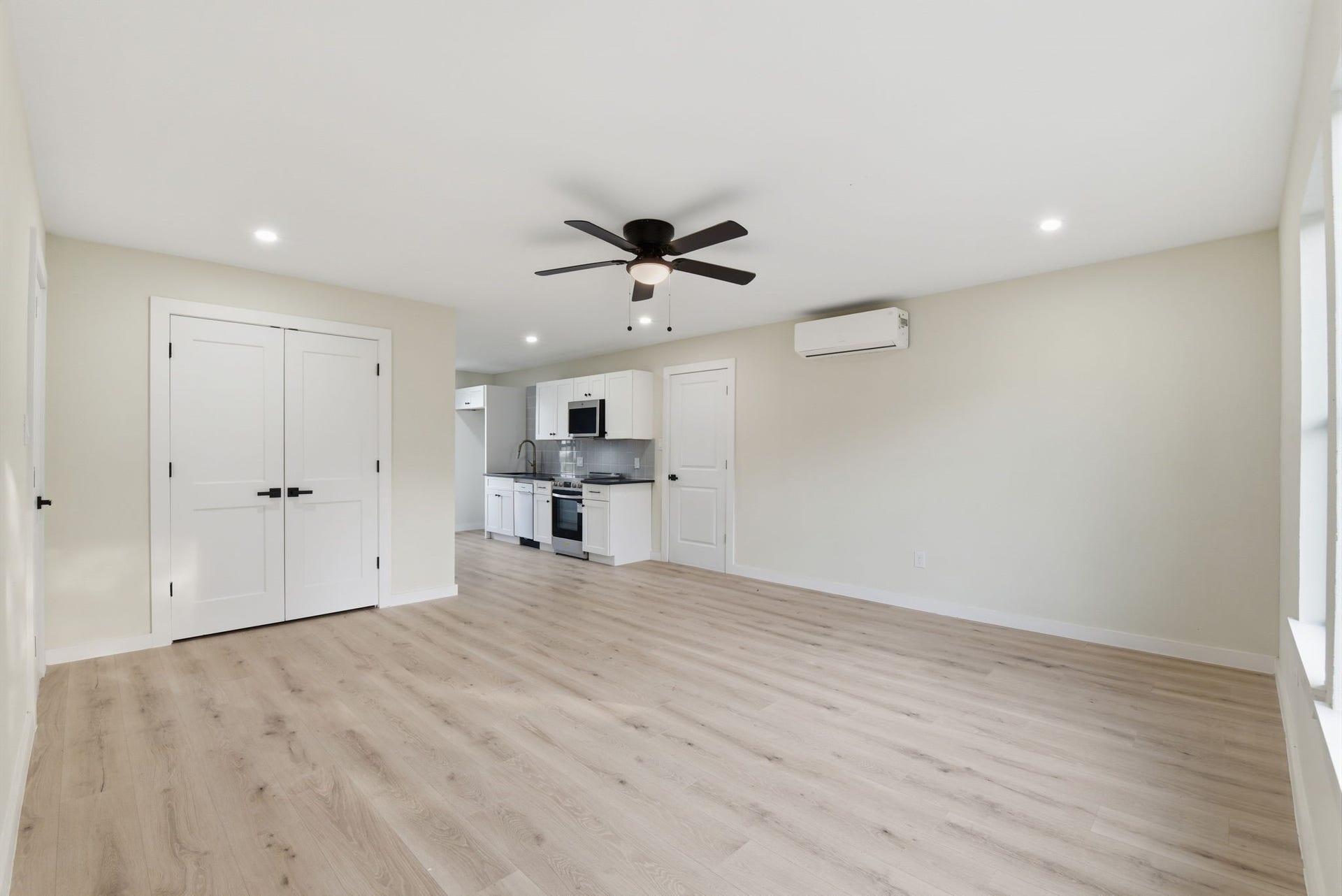 1011 Sycamore Road, Richmond, TX 77469 1011 Sycamore Road, Richmond, TX 77469