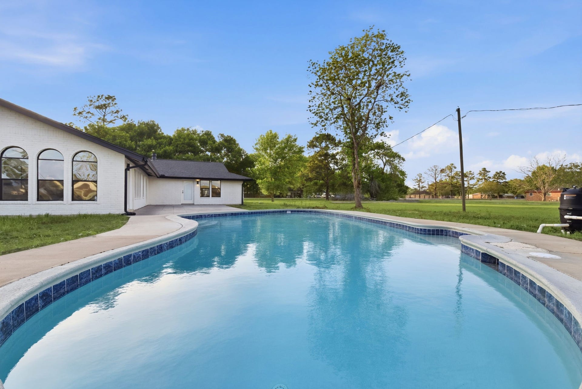 1011 Sycamore Road, Richmond, TX 77469 Gutted and remodeled pool