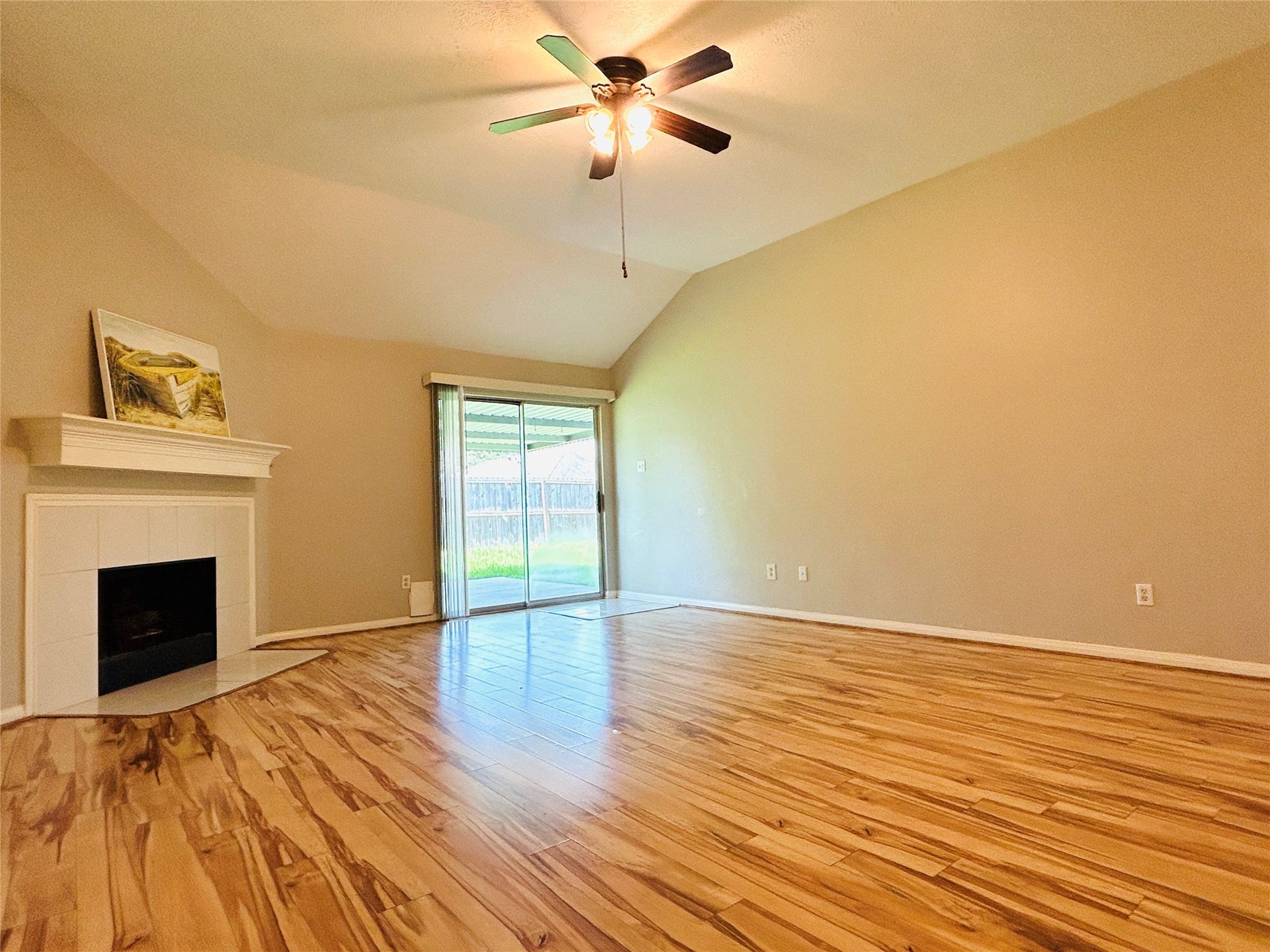 1404 Helmsley Drive, Rosenberg, TX 77471 1404 Helmsley Drive, Rosenberg, TX 77471