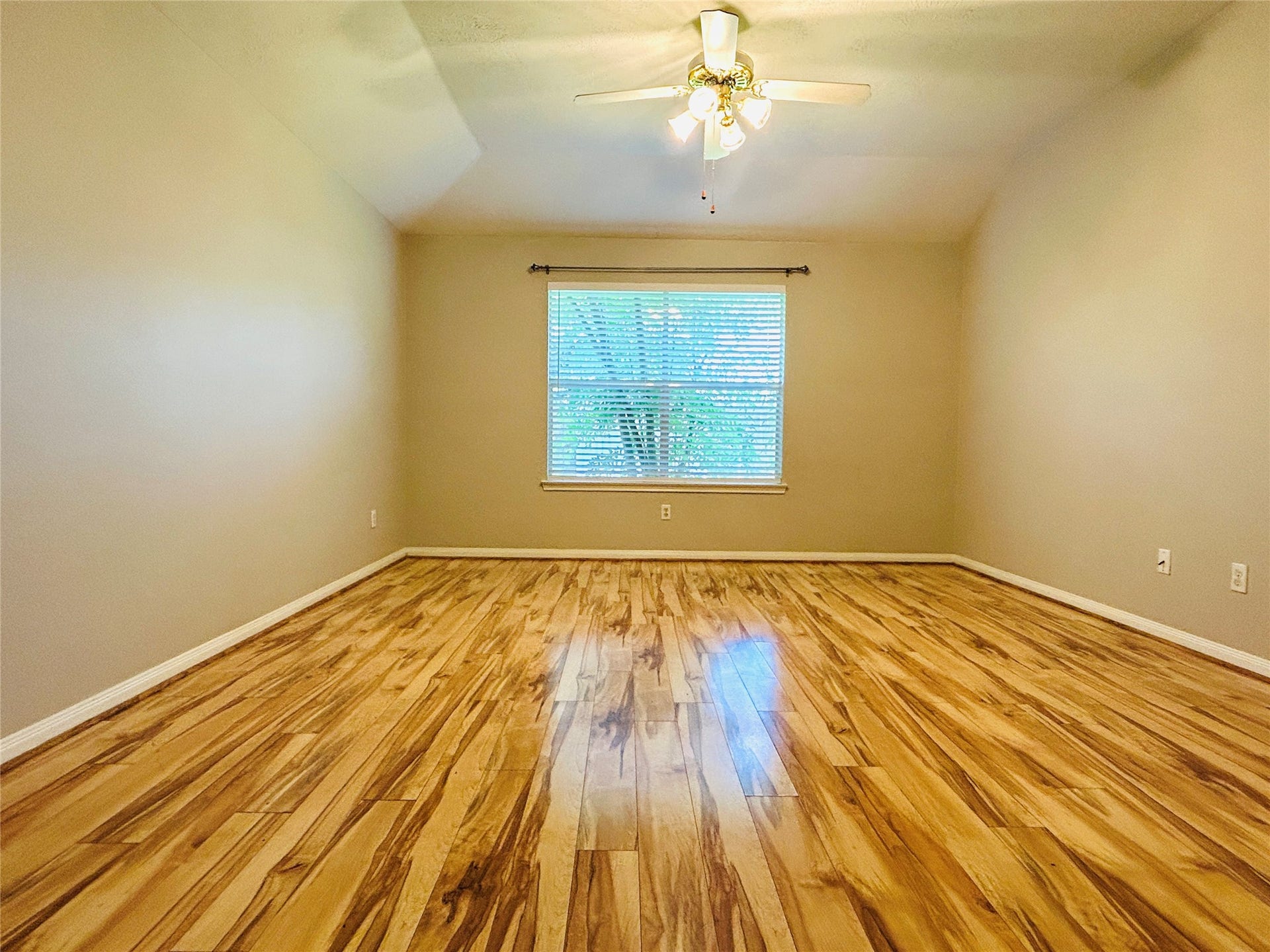 1404 Helmsley Drive, Rosenberg, TX 77471 1404 Helmsley Drive, Rosenberg, TX 77471