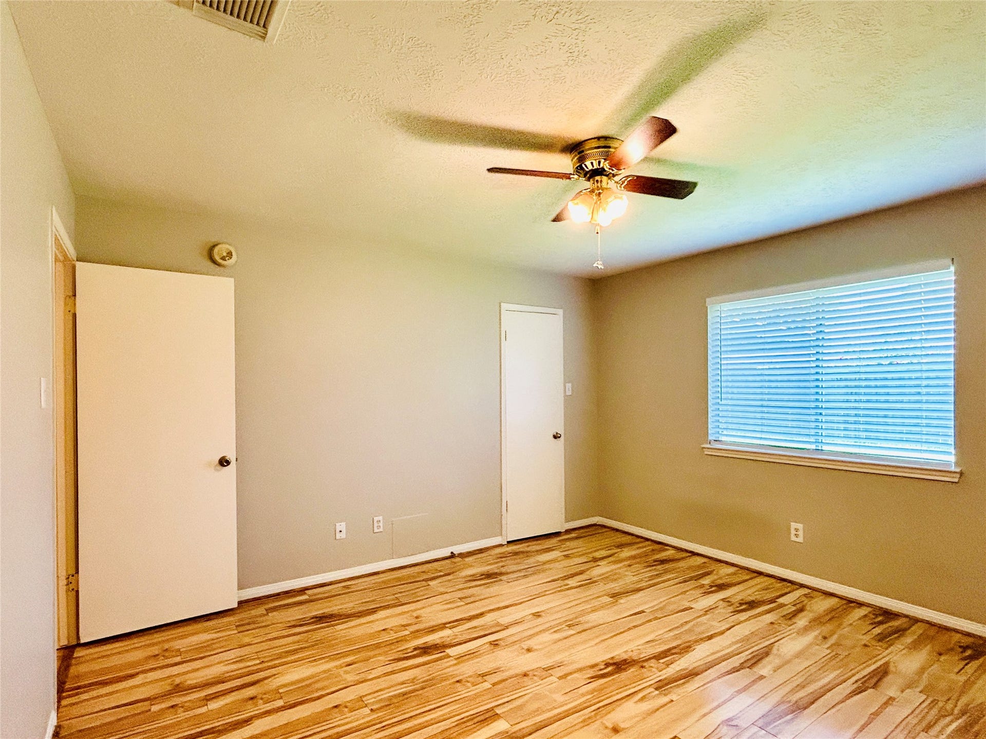 1404 Helmsley Drive, Rosenberg, TX 77471 1404 Helmsley Drive, Rosenberg, TX 77471