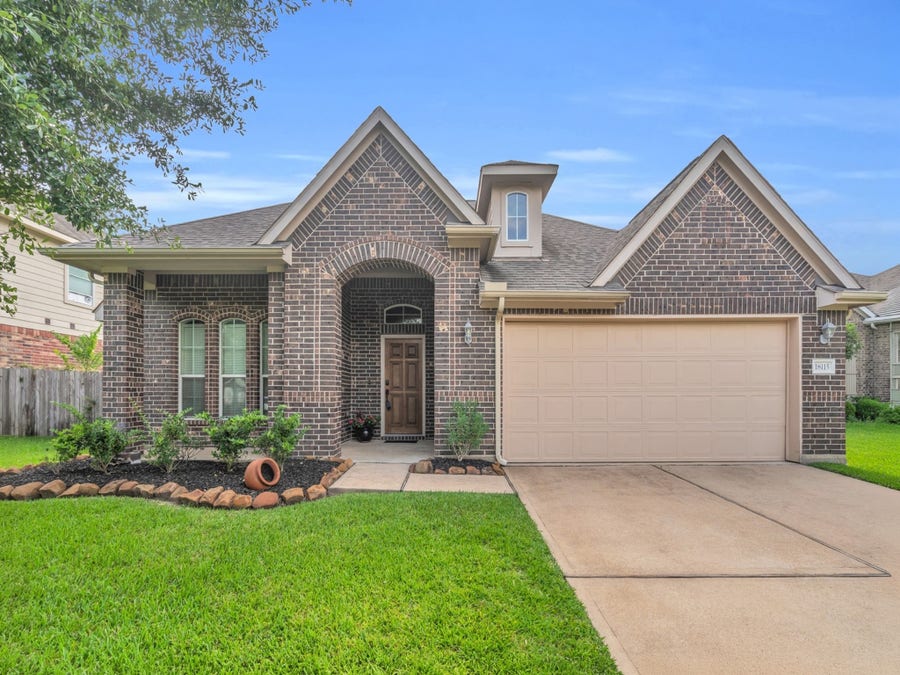 Property photo for 18115 Serene Shore Drive, Cypress, TX