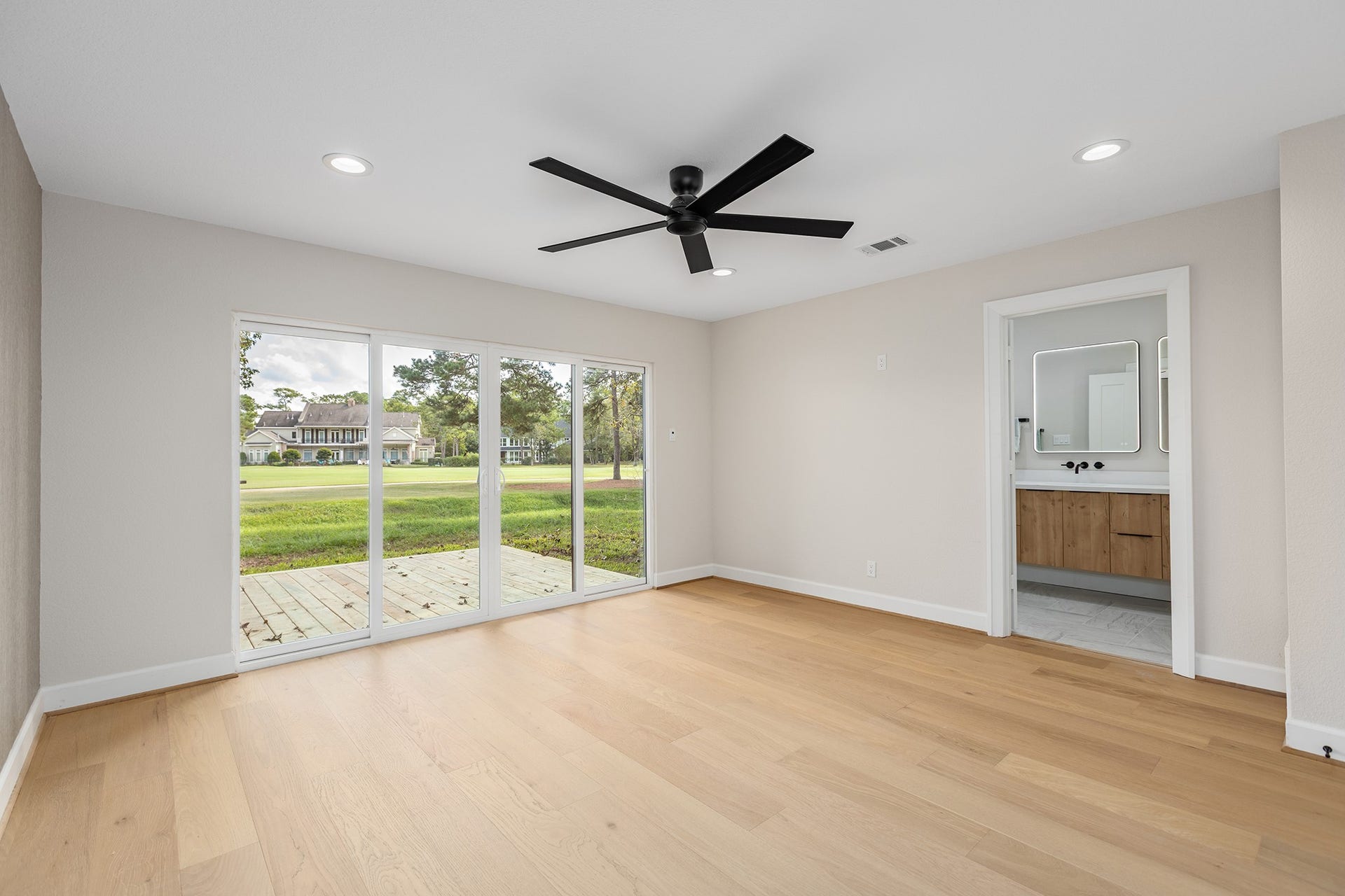 50 N Timber Top Drive, The Woodlands, TX 77380 50 N Timber Top Drive, The Woodlands, TX 77380