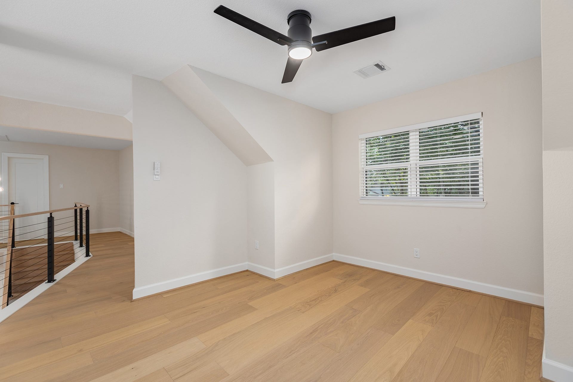 50 N Timber Top Drive, The Woodlands, TX 77380 50 N Timber Top Drive, The Woodlands, TX 77380
