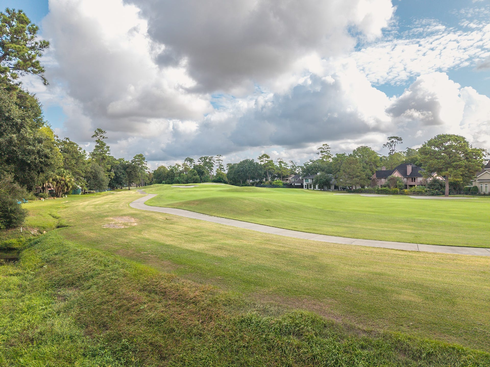 50 N Timber Top Drive, The Woodlands, TX 77380 50 N Timber Top Drive, The Woodlands, TX 77380