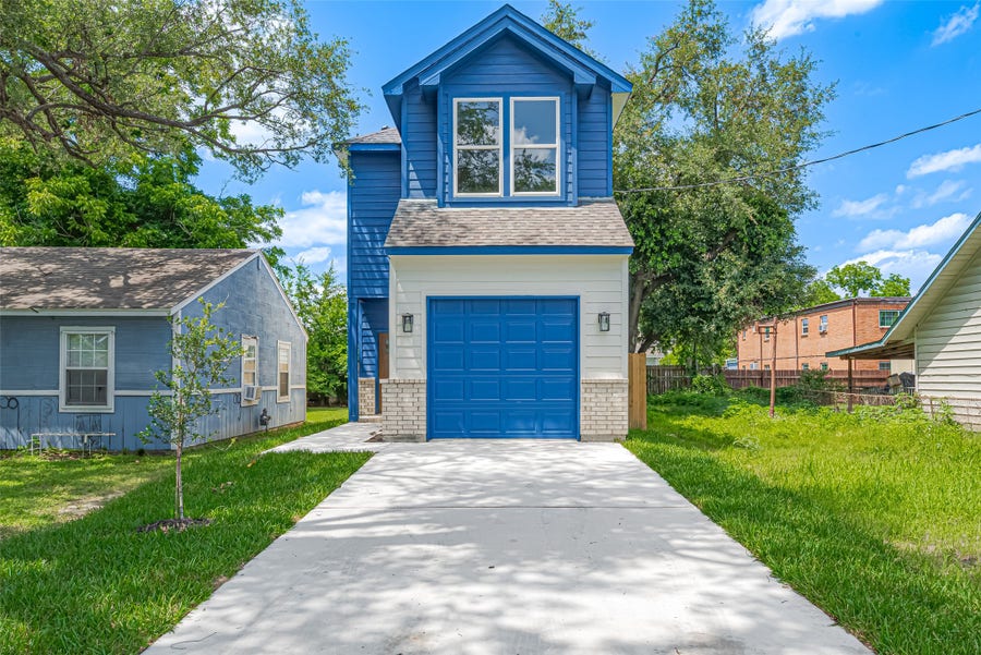 Property photo for 7207 Force Street, Houston, TX