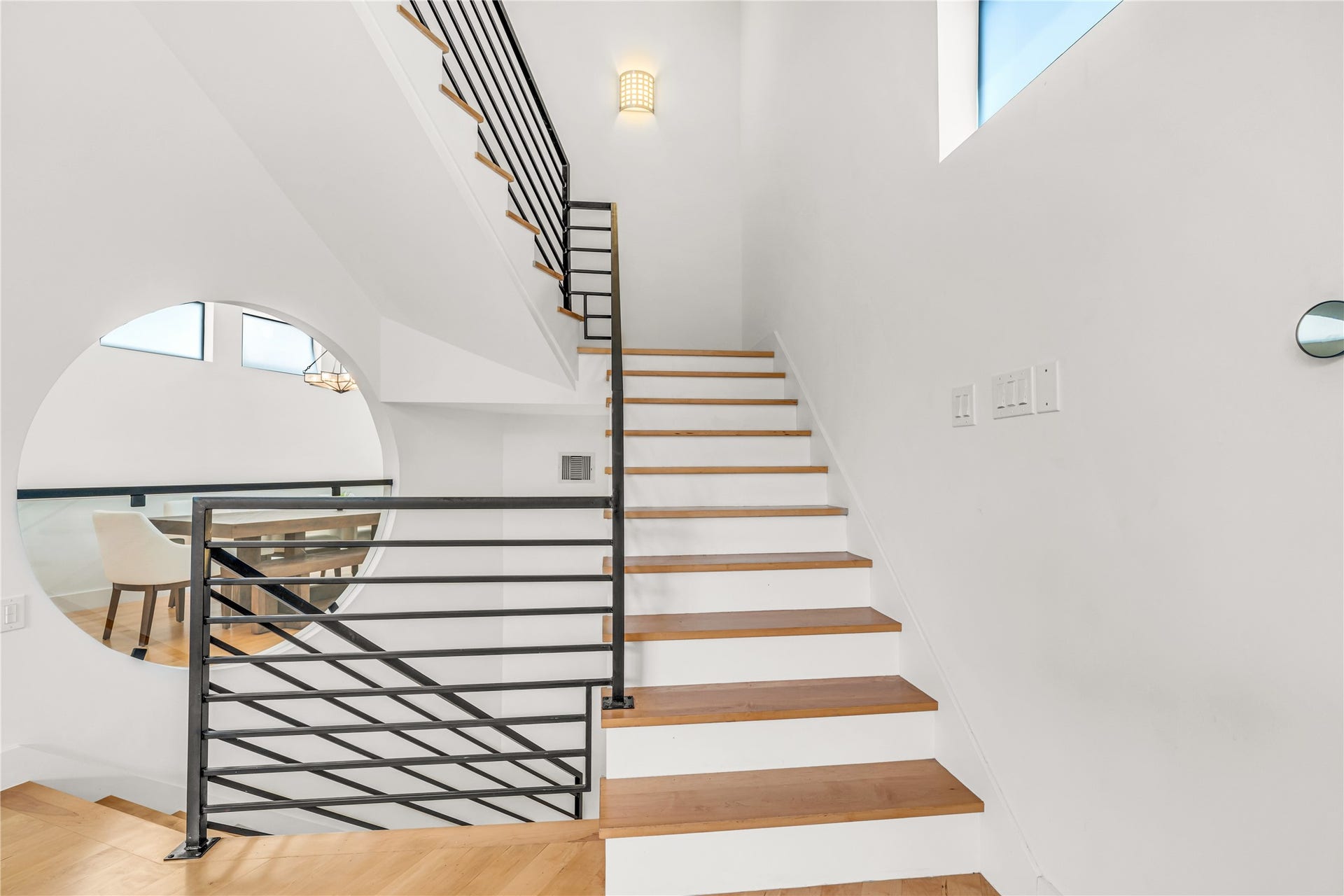 1624 Vermont Street, Houston, TX 77006 1624 Vermont Street, Houston, TX 77006