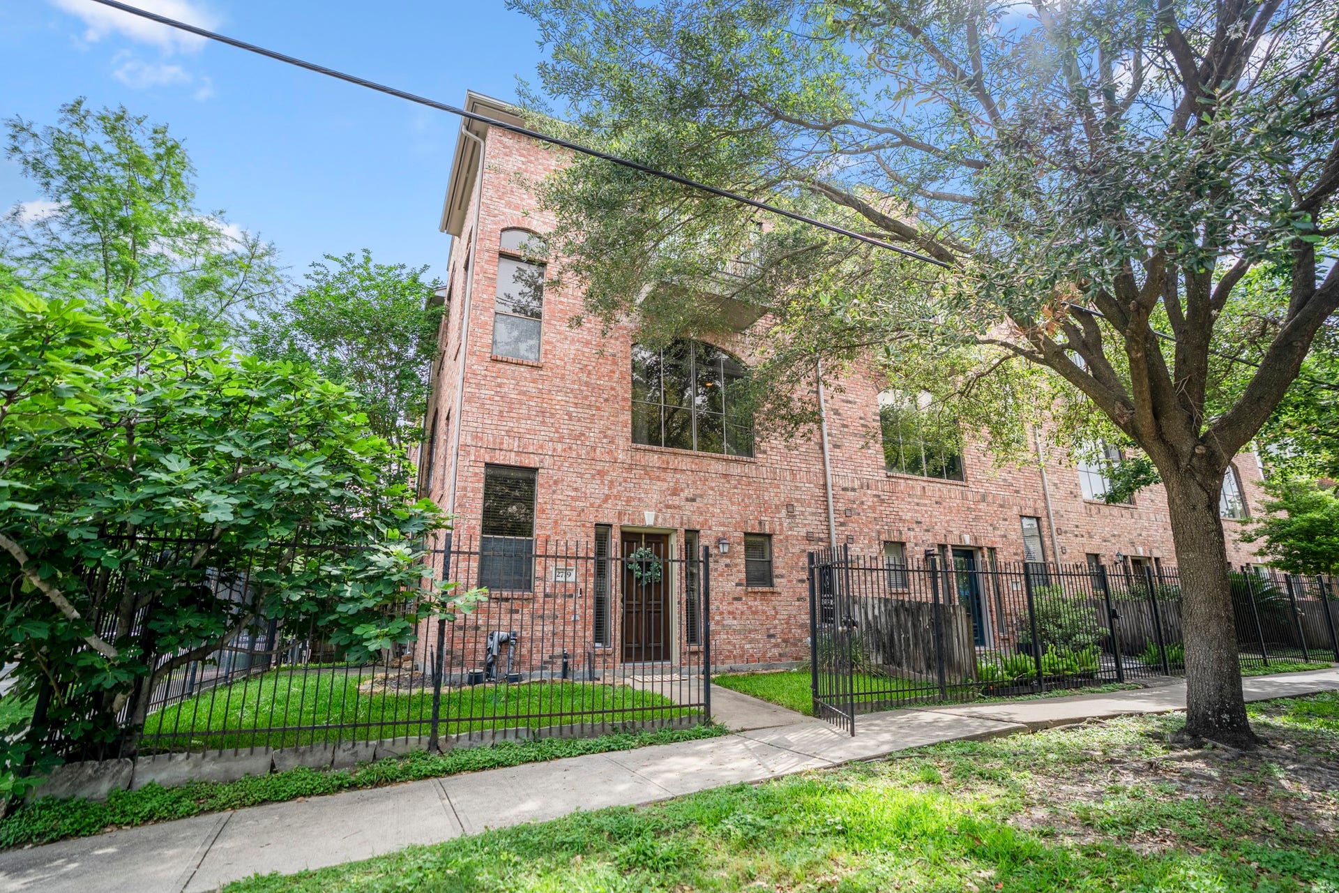 The townhouse of your dreams!