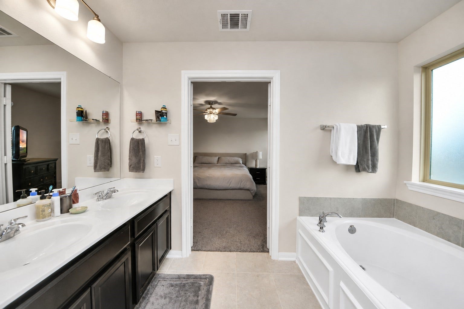 26030 Drover Sky Court, Richmond, TX 77406 Primary ensuite bath.