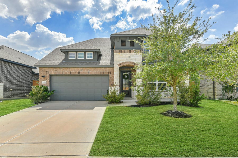 Property photo for 21431 Blue Tuna Drive, Cypress, TX