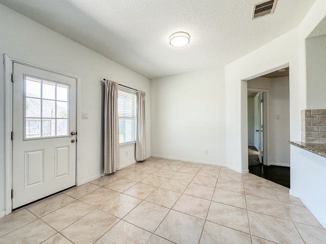 29015 Jacobs River Dr, Katy, TX 77494 Breakfast area