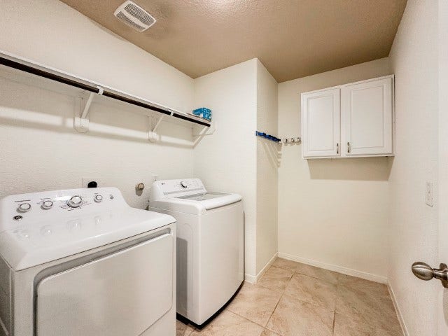 29015 Jacobs River Dr, Katy, TX 77494 Laundry