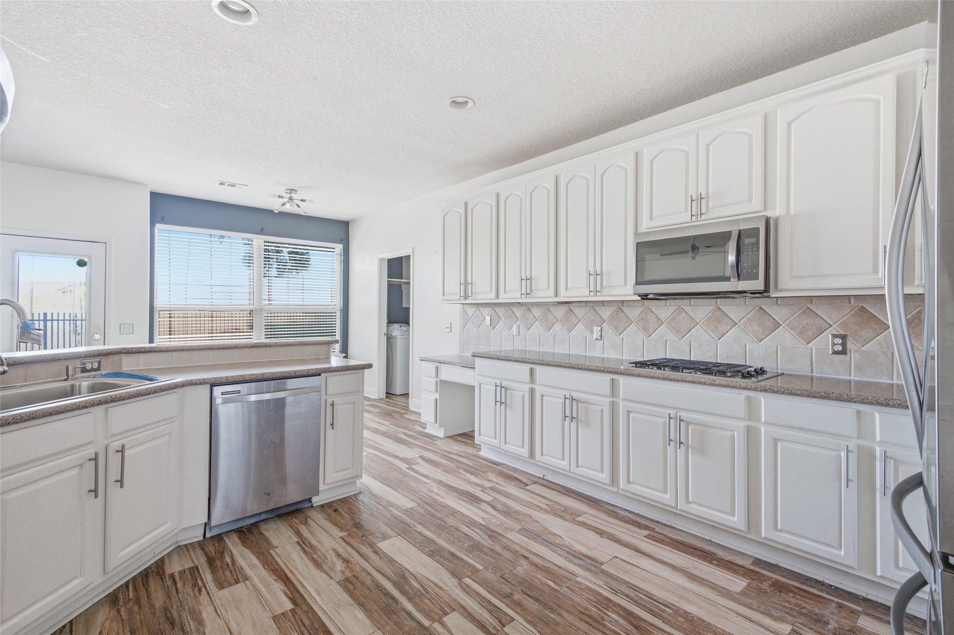 11602 Canyon Mills Drive, Houston, TX 77095 11602 Canyon Mills Drive, Houston, TX 77095