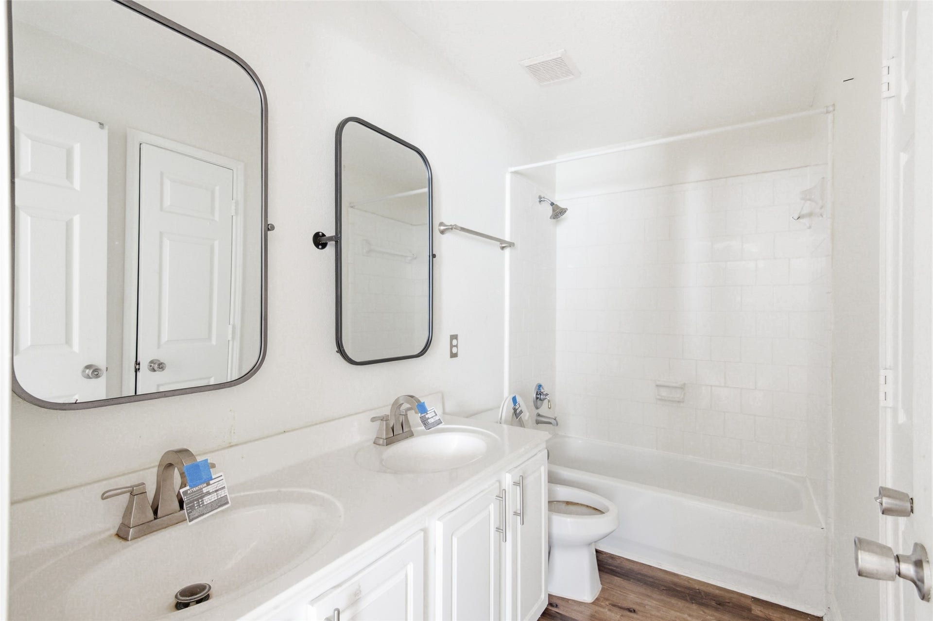 11602 Canyon Mills Drive, Houston, TX 77095 11602 Canyon Mills Drive, Houston, TX 77095
