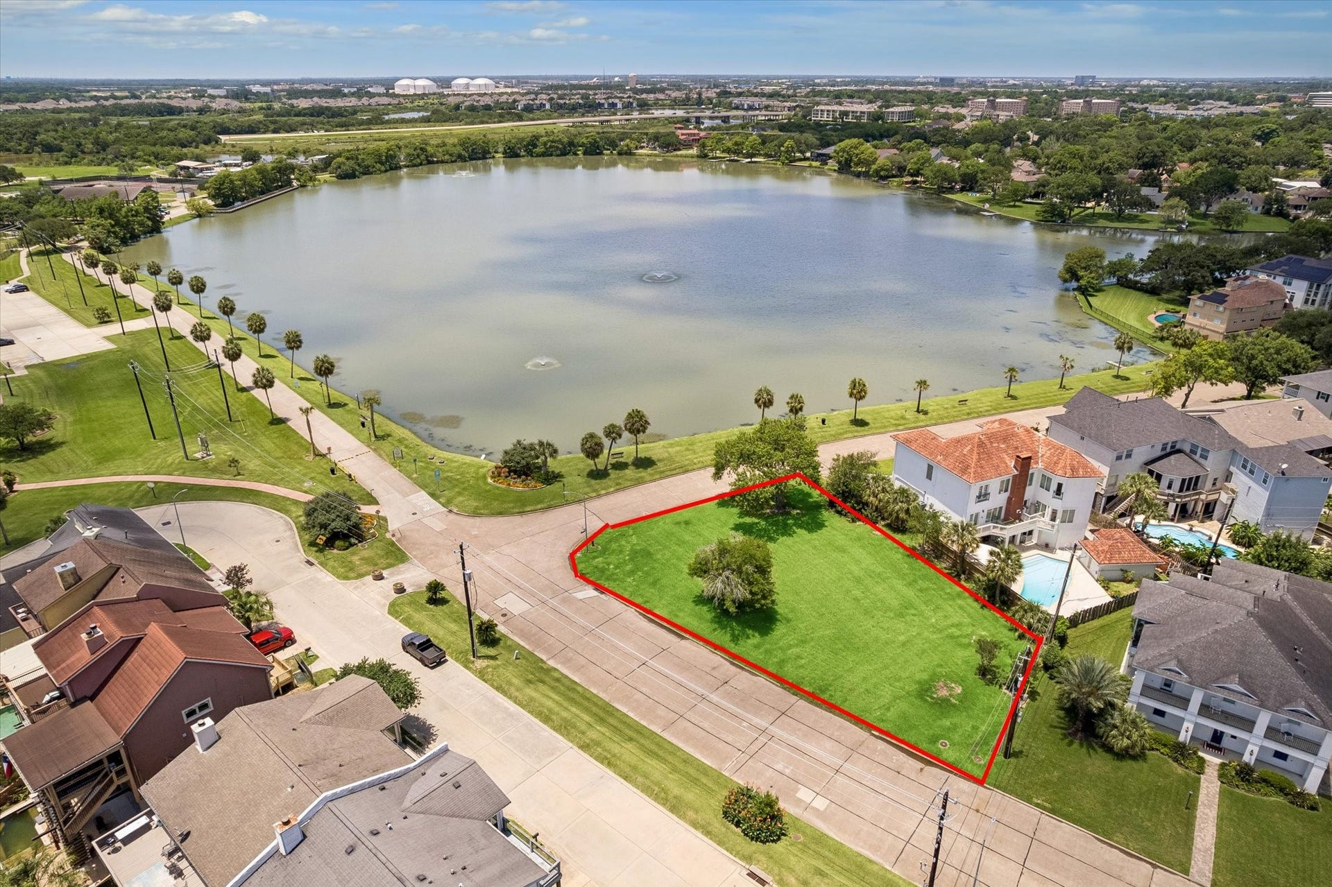 18743 Martinique Drive, Nassau Bay, TX 77058 18743 Martinique Drive, Nassau Bay, TX 77058