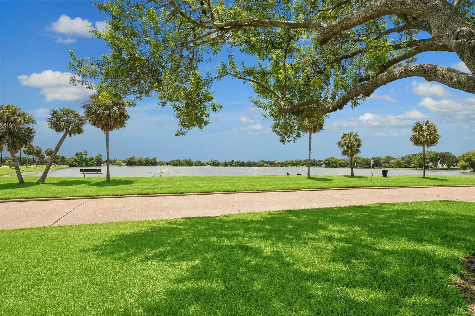 18743 Martinique Drive, Nassau Bay, TX 77058 18743 Martinique Drive, Nassau Bay, TX 77058