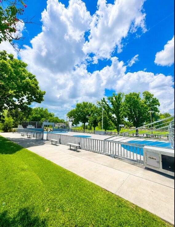 3642 Easy Street, Houston, TX 77026 Park is minutes from 3642 Easy Street!