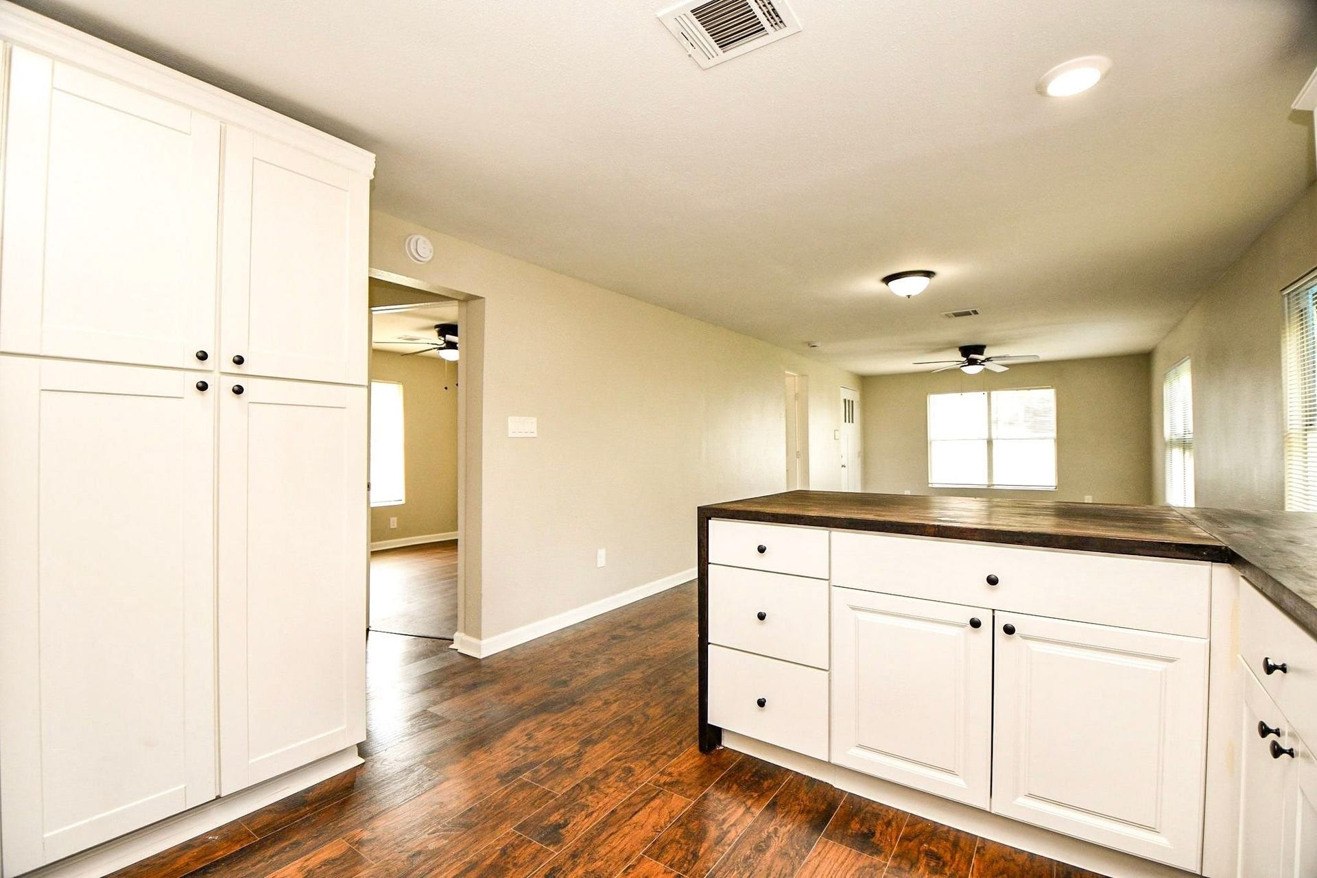 3642 Easy Street, Houston, TX 77026 Ample cabinetry provides extra storage for your cookware and kitchen essentials.