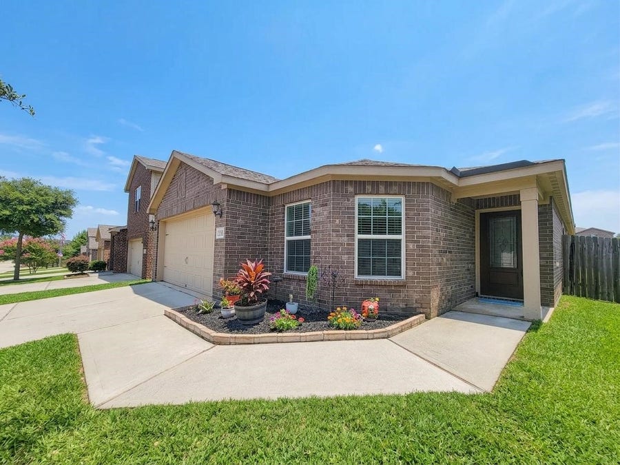 Property photo for 21306 Slate Bend Drive, Hockley, TX