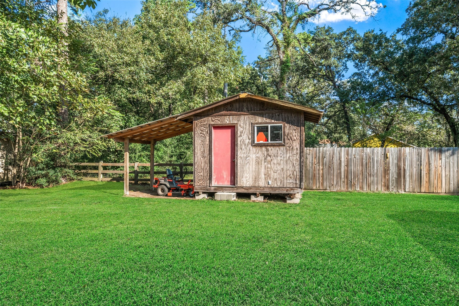 Nice size storage shed, great for all the outdoor lawn equipment and accessories. With the overhang, it is a great place to keep your mower covered.