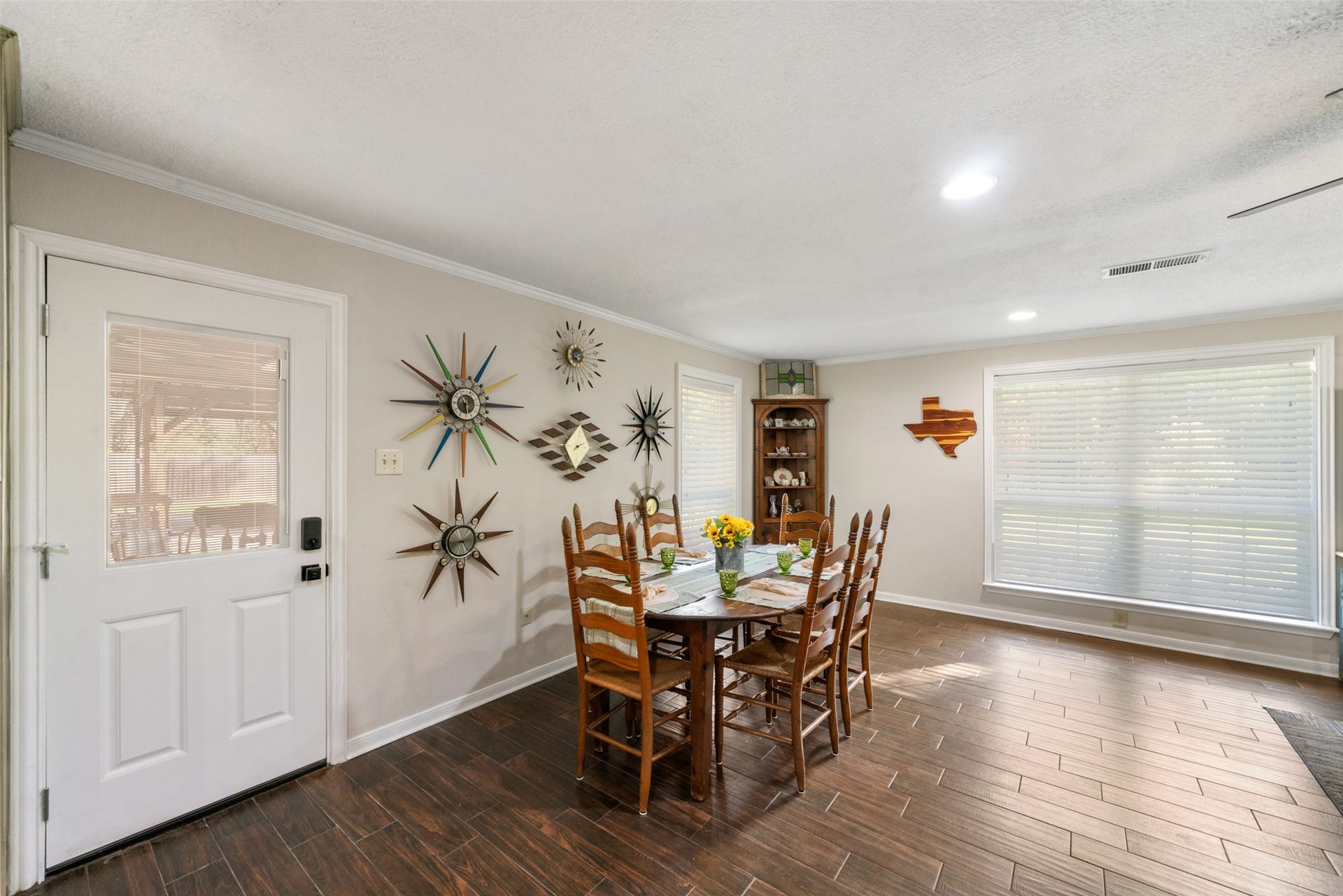 This dining space is truly a delight, warm, bright, and framed by incredible views of the outdoors while you dine. It is an atmosphere that makes every meal feel special.
