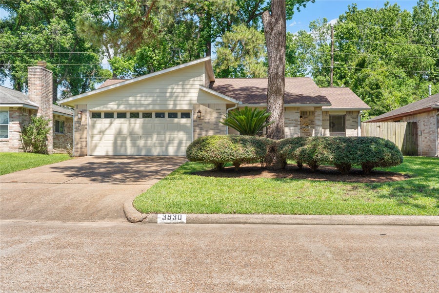 Property photo for 3930 Sweet Gum Trail, Kingwood, TX
