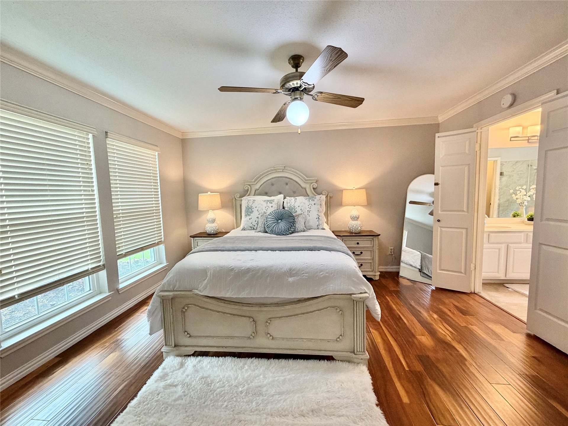 2918 Cotton Stock, Sugar Land, TX 77479 Master suite downstairs