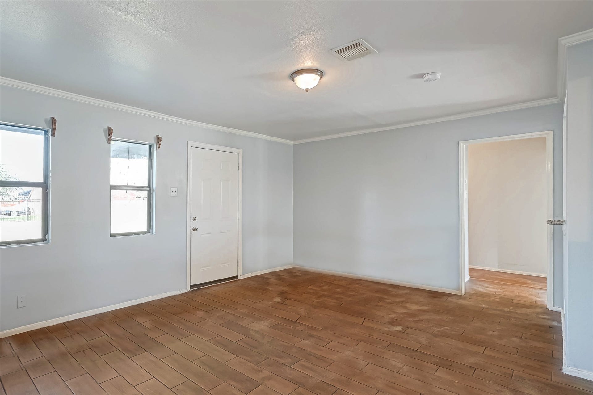 5322 Westover Street, Houston, TX 77033 5322 Westover Street, Houston, TX 77033