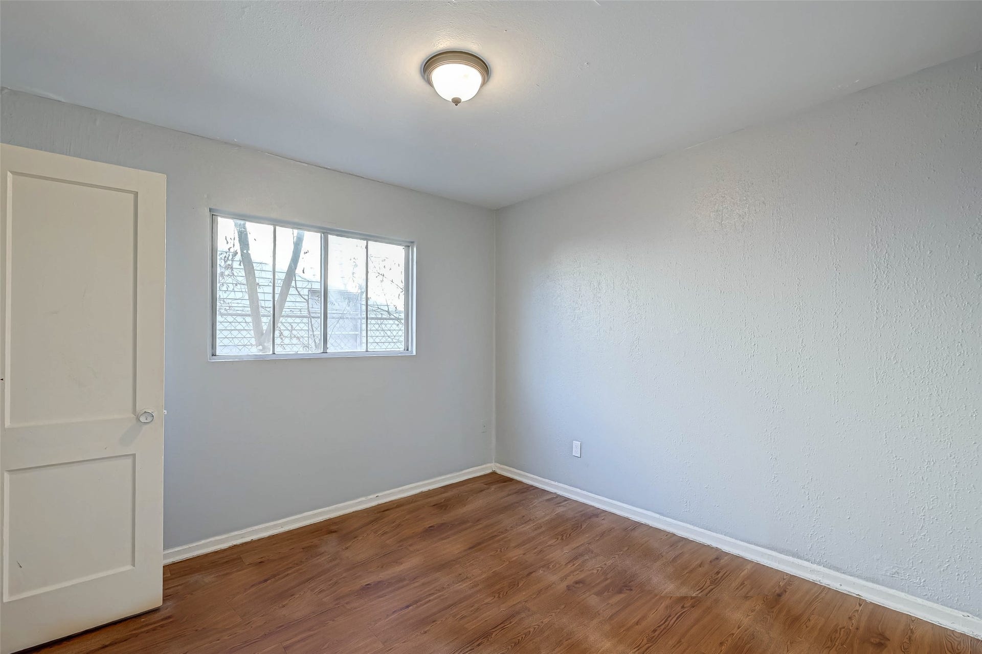 5322 Westover Street, Houston, TX 77033 5322 Westover Street, Houston, TX 77033