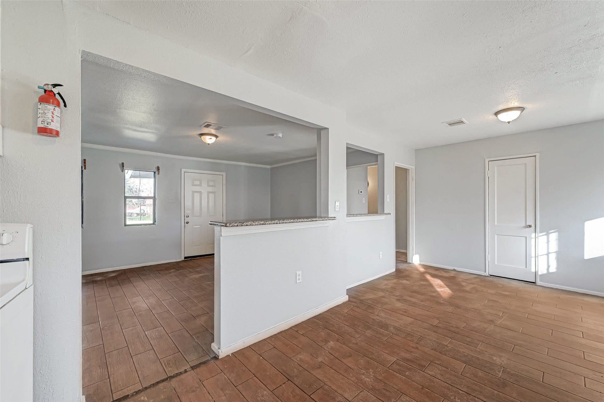 5322 Westover Street, Houston, TX 77033 5322 Westover Street, Houston, TX 77033