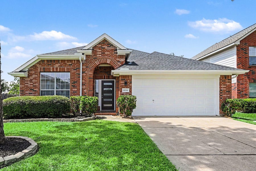 Property photo for 18314 Manorcliff Lane, Katy, TX