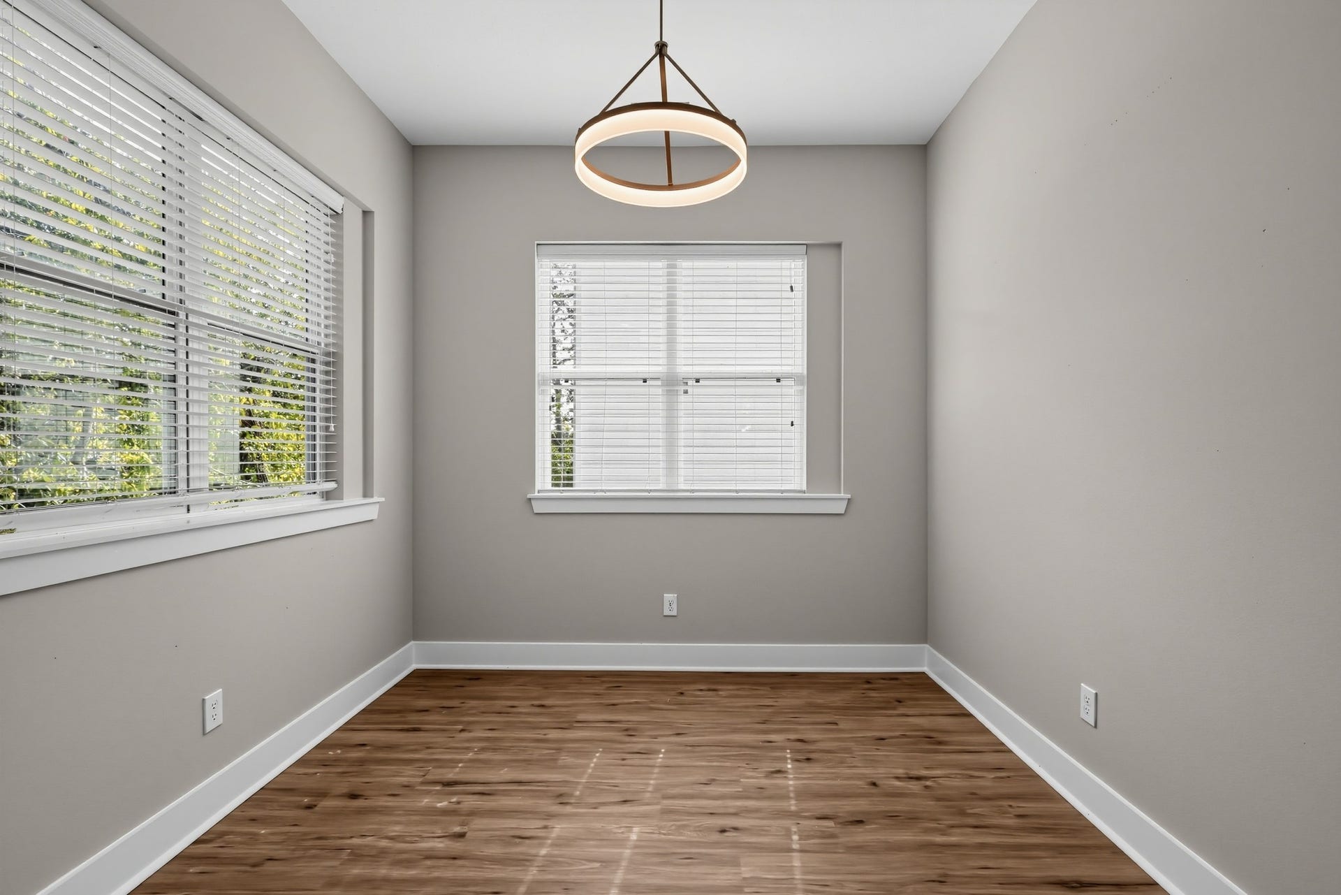 2917 Sauer Street, Houston, TX 77004 2917 Sauer Street, Houston, TX 77004
