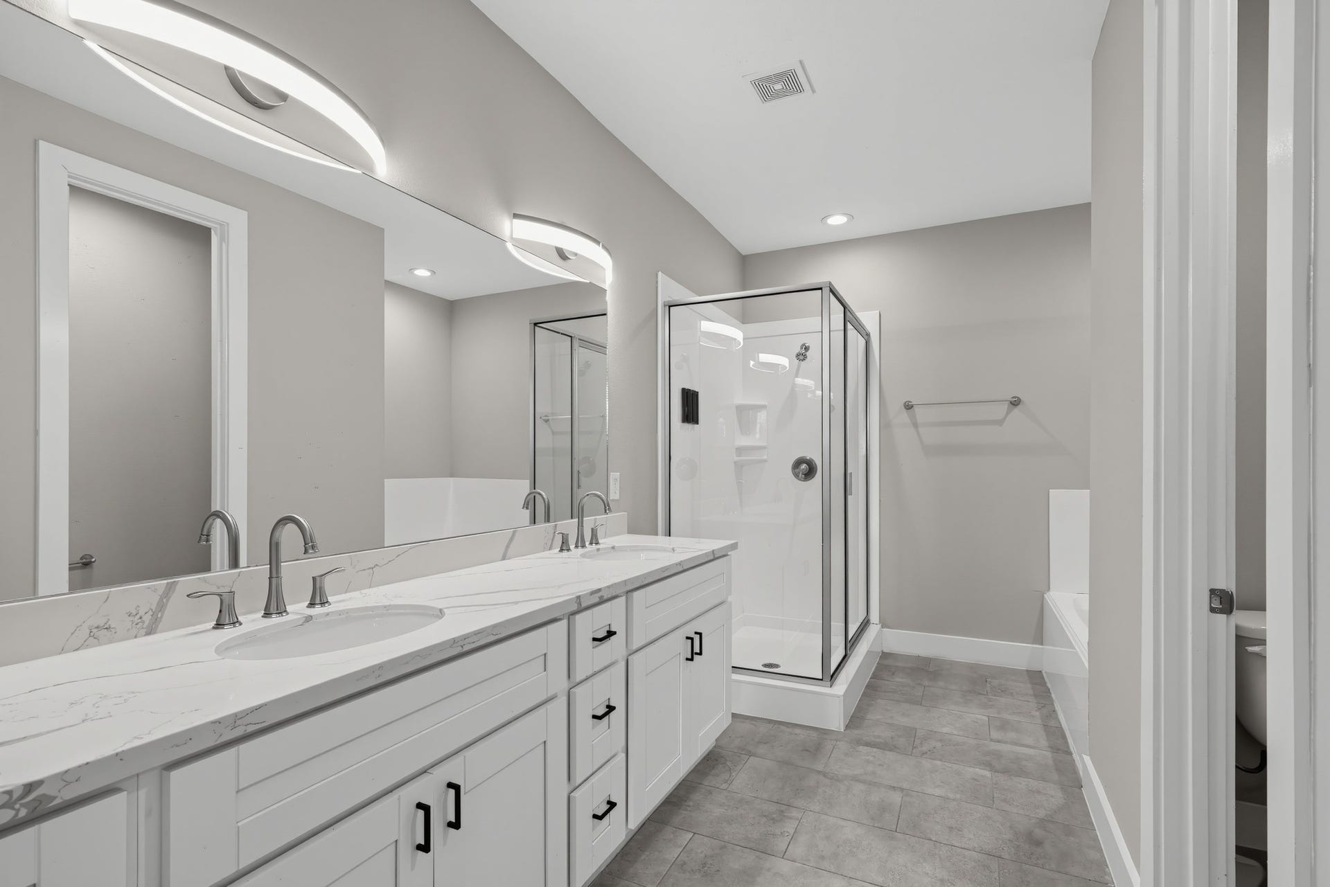2917 Sauer Street, Houston, TX 77004 2917 Sauer Street, Houston, TX 77004