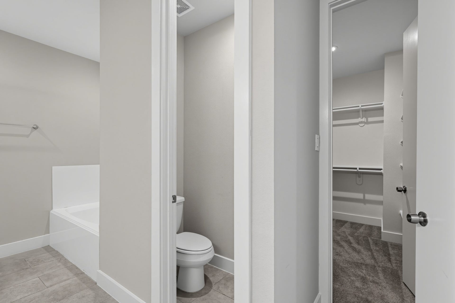 2917 Sauer Street, Houston, TX 77004 2917 Sauer Street, Houston, TX 77004