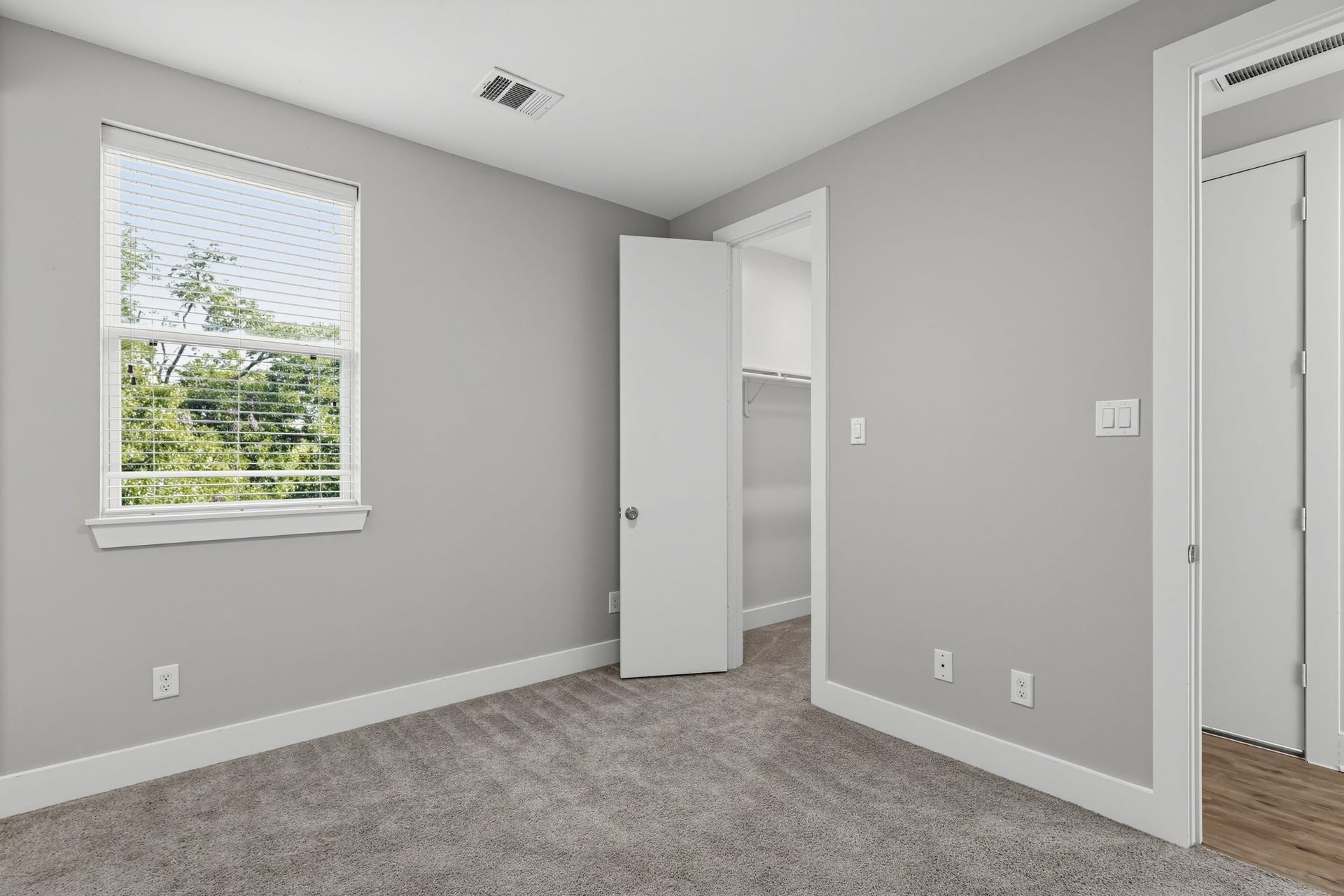 2917 Sauer Street, Houston, TX 77004 2917 Sauer Street, Houston, TX 77004
